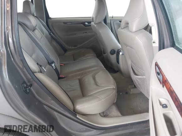 2005 Volvo XC70 with VIN YV1SZ592X51174914, listed as a IAAI auction lot 42689011 with 173,780 mi miles and . Bid and sale history available at DreamBid. Image 8.