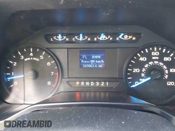 2015 Ford F-150 XL z VIN 1FTEX1C88FKD24450, wystawiony jako IAAI lot #43537524 z przebiegiem 169 061 mil mil oraz . Historia ofert i sprzedaży dostępna na DreamBid. Obrazek 7.