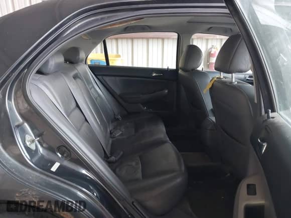 2004 Honda Accord EX с VIN 1HGCM66814A075387, выставлен на аукционе IAAI как лот 43172758 с пробегом 190 505 миль миль и . История ставок и продаж доступна на DreamBid. Изображение 8.