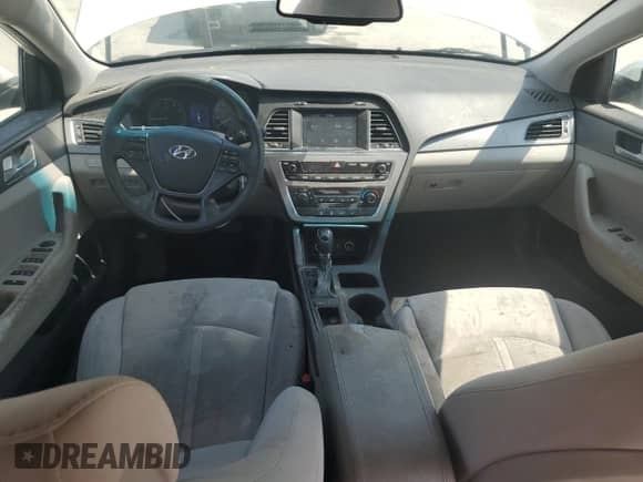 2016 Hyundai Sonata SE с VIN 5NPE24AF7GH420104, выставлен на аукционе Copart как лот 62540805 с пробегом 204 544 миль миль и Списание • Salvage title. История ставок и продаж доступна на DreamBid. Изображение 8.