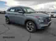 2022 Hyundai Venue SEL с VIN KMHRC8A30NU209305, выставлен на аукционе Copart как лот 71399695 с пробегом 43 106 миль миль и Списание • Salvage title. История ставок и продаж доступна на DreamBid. Изображение 4.