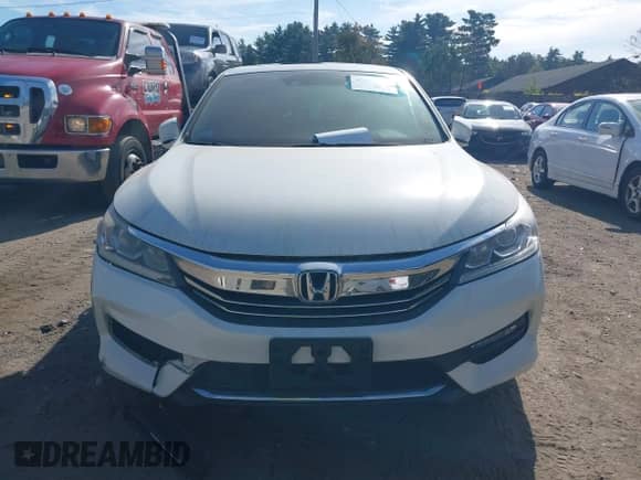2017 Honda Accord EX-L with VIN 1HGCR2F96HA028526, listed as a IAAI auction lot 43229642 with 127,392 mi miles and . Bid and sale history available at DreamBid. Image 12.