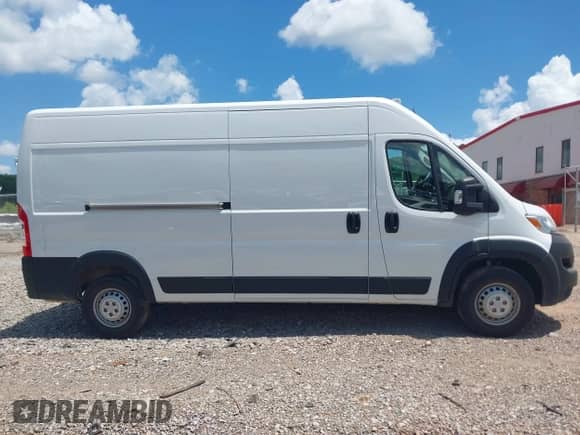 2025 Ram ProMaster Cargo Tradesman с VIN 3C6LRVDG1SE513430, выставлен на аукционе IAAI как лот 42733012 с пробегом 15 336 миль миль и . История ставок и продаж доступна на DreamBid. Изображение 13.