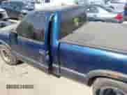 1999 Chevrolet S-10 with VIN 1GCCS1446XK146041, listed as a IAAI auction lot 42904985 with 290,847 mi miles and . Bid and sale history available at DreamBid. Image 6.