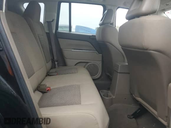 2007 Jeep Compass Sport with VIN 1J8FT47W27D130263, listed as a Copart auction lot 69453005 with 186,589 mi miles and Salvage title. Bid and sale history available at DreamBid. Image 11.