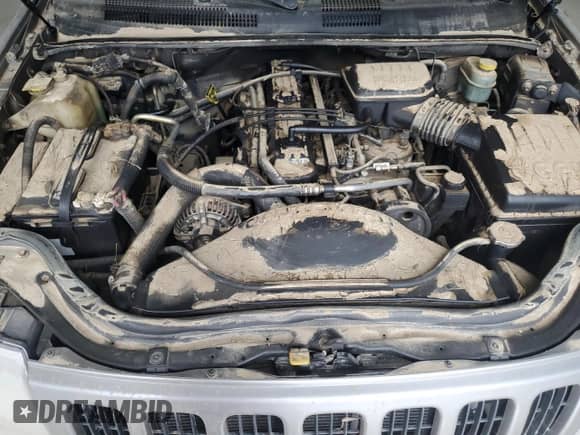 2000 Jeep Grand Cherokee Limited с VIN 1J4GW58S9YC322561, выставлен на аукционе Copart как лот 46079815 с пробегом Не указан миль и На запчасти • Non repairable. История ставок и продаж доступна на DreamBid. Изображение 13.