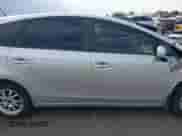 2015 Toyota Prius Two z VIN JTDZN3EU5FJ018499, wystawiony jako IAAI lot #43137403 z przebiegiem 156 541 mil mil oraz . Historia ofert i sprzedaży dostępna na DreamBid. Obrazek 13.