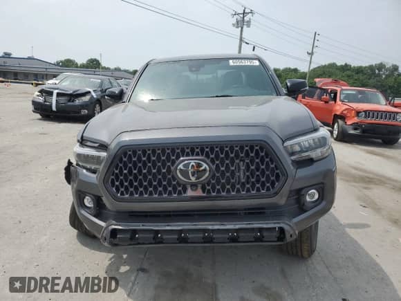 2021 Toyota Tacoma Limited with VIN 3TYGZ5AN8MT017633, listed as a Copart auction lot 60563795 with 38,017 mi miles and Salvage title. Bid and sale history available at DreamBid. Image 5.