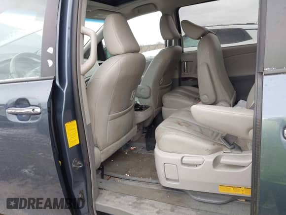 2014 Toyota Sienna Limited с VIN 5TDDK3DC4ES081641, выставлен на аукционе IAAI как лот 41729654 с пробегом 57 855 миль миль и . История ставок и продаж доступна на DreamBid. Изображение 8.