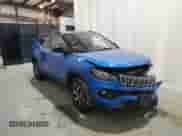 2025 Jeep Compass Limited with VIN 3C4NJDCN5ST511985, listed as a Copart auction lot 89178105 with 9,860 mi miles and Clean title. Bid and sale history available at DreamBid. Image 4.