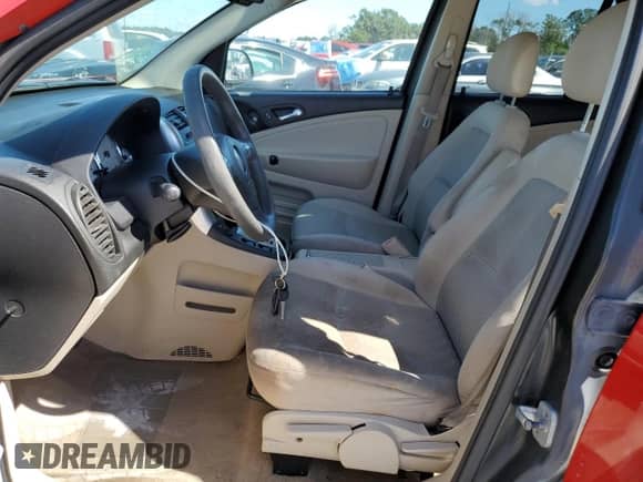 2007 Saturn VUE I4 with VIN 5GZCZ33D27S826610, listed as a Copart auction lot 86641995 with 131,759 mi miles and Salvage title. Bid and sale history available at DreamBid. Image 7.