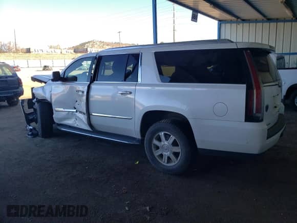 2020 Cadillac Escalade ESV Premium Luxury с VIN 1GYS4JKJ4LR280637, выставлен на аукционе Copart как лот 80702094 с пробегом Не указан миль и Списание • Salvage title. История ставок и продаж доступна на DreamBid. Изображение 2.