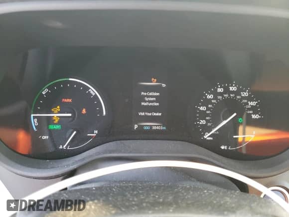 2023 Toyota Sienna XLE z VIN 5TDJRKEC2PS146951, wystawiony jako Copart lot #70893975 z przebiegiem 38 403 mil mil oraz Szkoda całkowita • Salvage title. Historia ofert i sprzedaży dostępna na DreamBid. Obrazek 9.