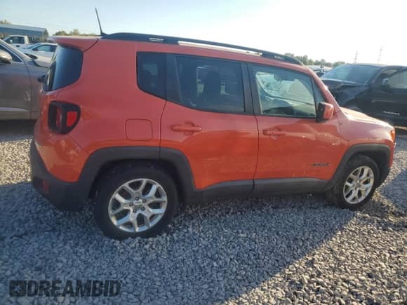 2018 Jeep Renegade Latitude with VIN ZACCJABB5JPH83813, listed as a Copart auction lot 86861165 with 118,230 mi miles and Salvage title. Bid and sale history available at DreamBid. Image 3.