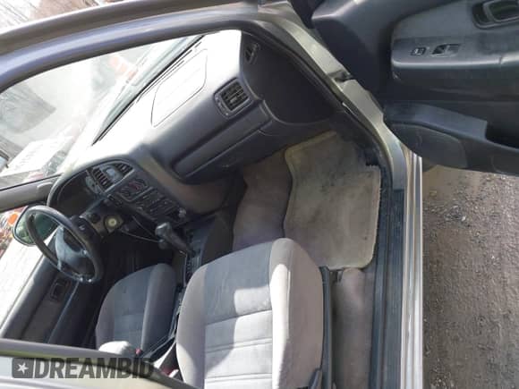 2001 Nissan Pathfinder LE z VIN JN8DR09Y91W600597, wystawiony jako IAAI lot #41612126 z przebiegiem 248 101 mil mil oraz . Historia ofert i sprzedaży dostępna na DreamBid. Obrazek 5.