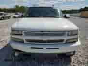2003 Chevrolet Tahoe Z71 z VIN 1GNEK13Z53R136227, wystawiony jako Copart lot #70632475 z przebiegiem 237 333 mil mil oraz Szkoda całkowita • Salvage title. Historia ofert i sprzedaży dostępna na DreamBid. Obrazek 5.