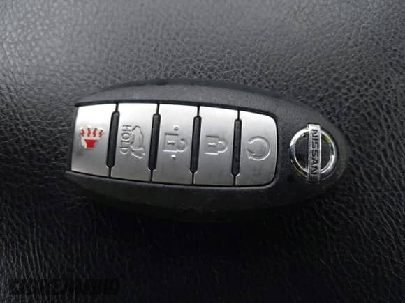 2018 Nissan Pathfinder S with VIN 5N1DR2MN7JC637892, listed as a IAAI auction lot 42310373 with 97,550 mi miles and . Bid and sale history available at DreamBid. Image 11.