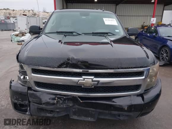 2008 Chevrolet Silverado 1500 1LT with VIN 3GCEC13048G302896, listed as a IAAI auction lot 41365053 with 186,722 mi miles and . Bid and sale history available at DreamBid. Image 12.