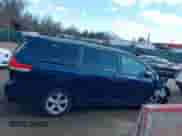 2011 Toyota Sienna с VIN 5TDKA3DC6BS005036, выставлен на аукционе IAAI как лот 41694180 с пробегом 153 219 миль миль и . История ставок и продаж доступна на DreamBid. Изображение 14.