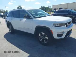 2024 Jeep Grand Cherokee with VIN 1C4RJYB63RC720666, listed as a IAAI auction lot 43307627 with 49,304 mi miles and . Bid and sale history available at DreamBid. Image 1.