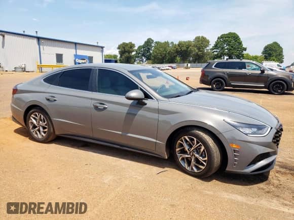 2023 Hyundai Sonata SEL with VIN KMHL64JAXPA268516, listed as a Copart auction lot 66499655 with 23,376 mi miles and Salvage title. Bid and sale history available at DreamBid. Image 4.