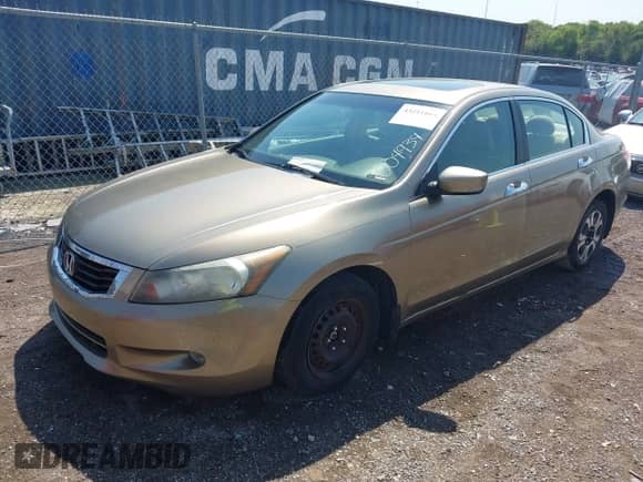 2009 Honda Accord EX z VIN 1HGCP36769A004934, wystawiony jako IAAI lot #43211664 z przebiegiem 137 364 mil mil oraz . Historia ofert i sprzedaży dostępna na DreamBid. Obrazek 6.