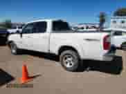 2006 Toyota Tundra SR5 с VIN 5TBDT44106S554348, выставлен на аукционе Copart как лот 81677095 с пробегом 205 293 миль миль и Списание • Salvage title. История ставок и продаж доступна на DreamBid. Изображение 2.