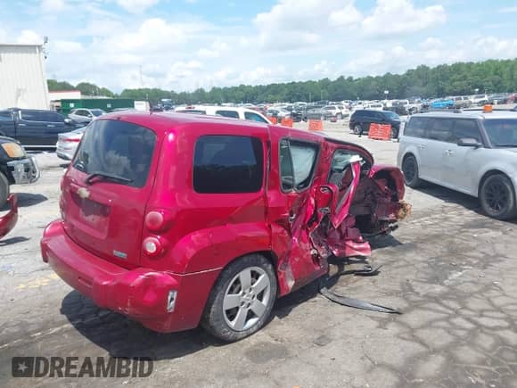 2011 Chevrolet HHR z VIN 3GNBAEFW5BS542616, wystawiony jako IAAI lot #42640469 z przebiegiem 193 934 mil mil oraz . Historia ofert i sprzedaży dostępna na DreamBid. Obrazek 4.