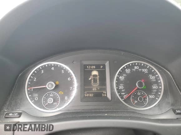 2017 Volkswagen Tiguan S с VIN WVGBV7AX8HK043396, выставлен на аукционе Copart как лот 80939915 с пробегом 94 182 миль миль и Чистый • Clean title. История ставок и продаж доступна на DreamBid. Изображение 8.