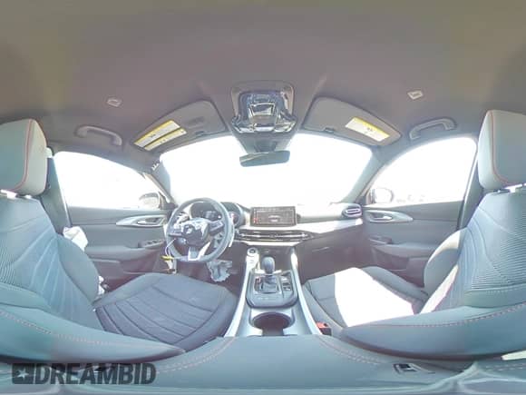 2024 Dodge Hornet R/T with VIN ZACPDFCW5R3A23441, listed as a Copart auction lot 70652524 with 678 mi miles and Salvage title. Bid and sale history available at DreamBid. Image 14.