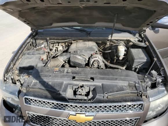 2014 Chevrolet Suburban LTZ with VIN 1GNSCKE03ER151784, listed as a Copart auction lot 43482165 with 247,413 mi miles and Salvage title. Bid and sale history available at DreamBid. Image 13.