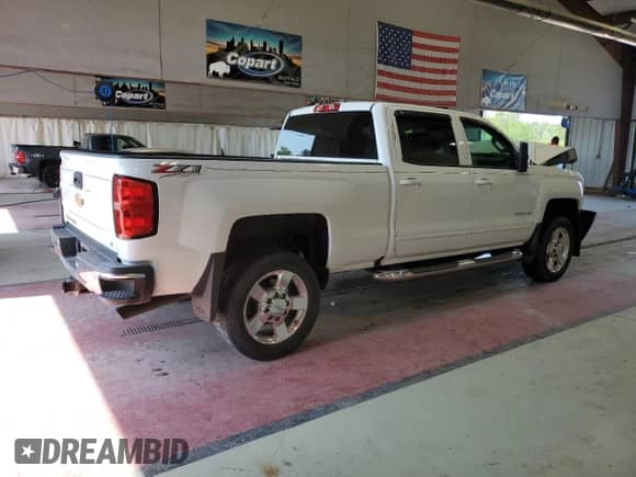 2019 Chevrolet Silverado 2500HD LT with VIN 1GC1KSEG5KF228639, listed as a Copart auction lot 65738515 with 41,649 mi miles and Salvage title. Bid and sale history available at DreamBid. Image 3.