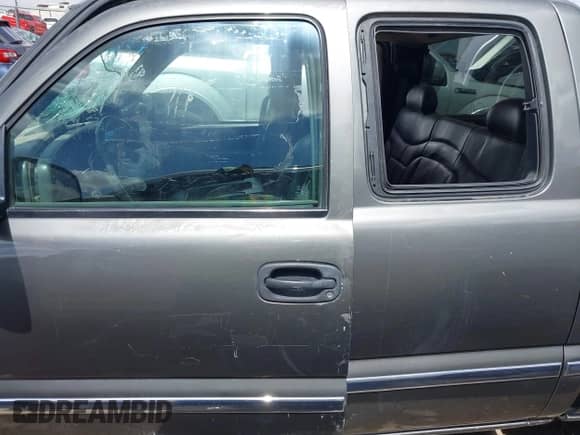 2002 GMC Sierra 1500 SLE с VIN 2GTEC19T021147216, выставлен на аукционе IAAI как лот 42580433 с пробегом Не указан миль и . История ставок и продаж доступна на DreamBid. Изображение 13.
