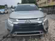 2019 Mitsubishi Outlander ES z VIN JA4AZ3A38KZ026682, wystawiony jako Copart lot #82217935 z przebiegiem 99 115 mil mil oraz Nie do naprawy • Non repairable. Historia ofert i sprzedaży dostępna na DreamBid. Obrazek 5.