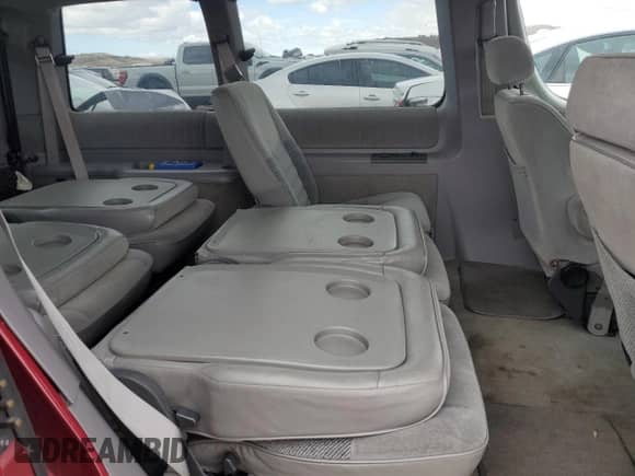 1995 Chevrolet Lumina Van с VIN 1GNDU06L4ST114101, выставлен на аукционе Copart как лот 48230275 с пробегом Не указан миль и Списание • Salvage title. История ставок и продаж доступна на DreamBid. Изображение 11.
