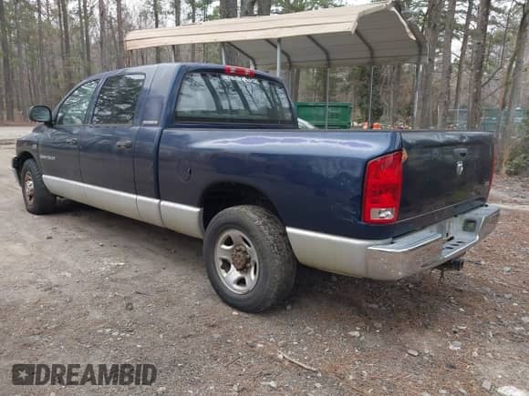 2006 Dodge 1500 SLT with VIN 3D7KR19D26G208109, listed as a IAAI auction lot 41814650 with 204,154 mi miles and . Bid and sale history available at DreamBid. Image 3.
