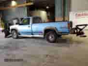 1996 Chevrolet Silverado 2500 с VIN 1GCGK24R1TZ130527, выставлен на аукционе Copart как лот 67178235 с пробегом 212 037 миль миль и Списание • Salvage title. История ставок и продаж доступна на DreamBid. Изображение 2.