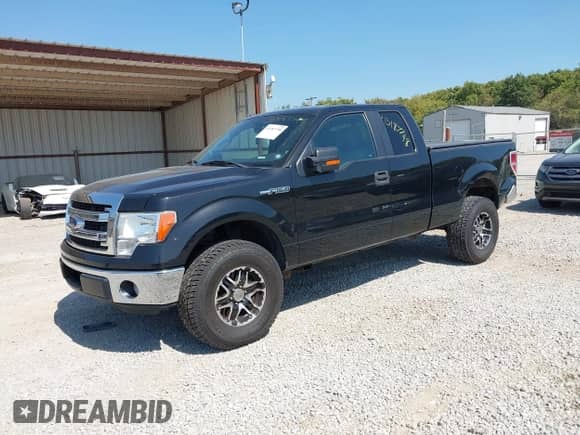 2013 Ford F-150 XLT z VIN 1FTEX1CM6DFE08799, wystawiony jako IAAI lot #43187748 z przebiegiem 217 291 mil mil oraz . Historia ofert i sprzedaży dostępna na DreamBid. Obrazek 2.