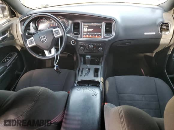 2014 Dodge Charger RT z VIN 2C3CDXCTXEH180420, wystawiony jako Copart lot #82272525 z przebiegiem 224 502 mil mil oraz Szkoda całkowita • Salvage title. Historia ofert i sprzedaży dostępna na DreamBid. Obrazek 8.