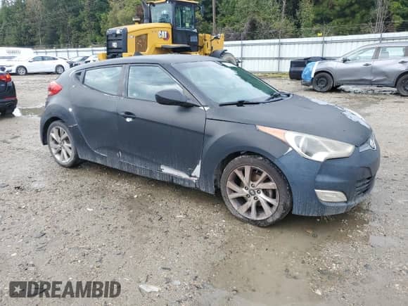 2017 Hyundai Veloster с VIN KMHTC6AD9HU306669, выставлен на аукционе Copart как лот 82339105 с пробегом 219 474 миль миль и Списание • Salvage title. История ставок и продаж доступна на DreamBid. Изображение 4.