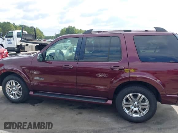 2006 Ford Explorer Limited z VIN 1FMEU75846UA56988, wystawiony jako IAAI lot #43353688 z przebiegiem 70 906 mil mil oraz . Historia ofert i sprzedaży dostępna na DreamBid. Obrazek 14.