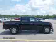 2011 Chevrolet Colorado 1LT z VIN 1GCHTCFE8B8105355, wystawiony jako IAAI lot #42298157 z przebiegiem 213 853 mil mil oraz . Historia ofert i sprzedaży dostępna na DreamBid. Obrazek 13.