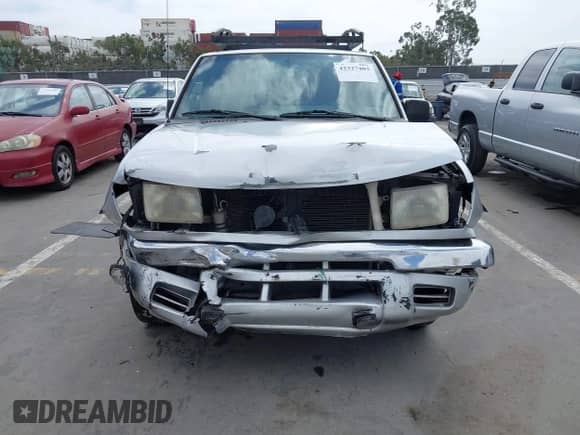 1998 Nissan Frontier XE z VIN 1N6DD26S6WC383876, wystawiony jako IAAI lot #42327403 z przebiegiem 189 535 mil mil oraz . Historia ofert i sprzedaży dostępna na DreamBid. Obrazek 6.