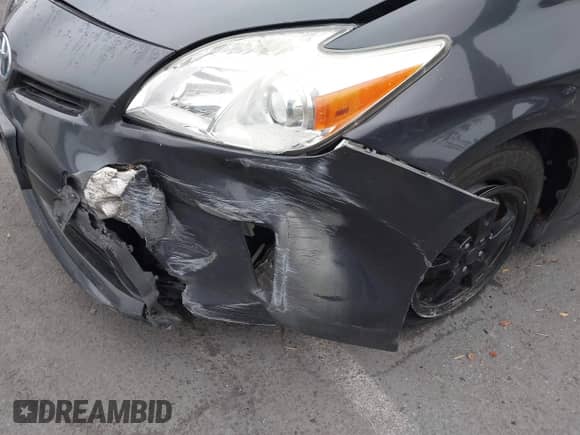 2015 Toyota Prius Four z VIN JTDKN3DU3F0444670, wystawiony jako IAAI lot #43155727 z przebiegiem 108 649 mil mil oraz . Historia ofert i sprzedaży dostępna na DreamBid. Obrazek 19.