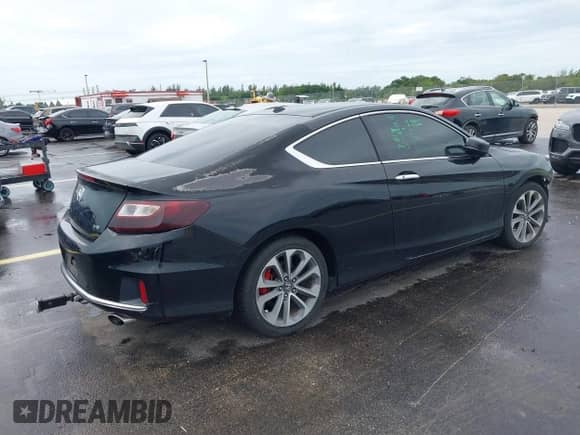 2015 Honda Accord EX-L z VIN 1HGCT2B83FA009590, wystawiony jako IAAI lot #43227598 z przebiegiem 152 374 mil mil oraz . Historia ofert i sprzedaży dostępna na DreamBid. Obrazek 4.