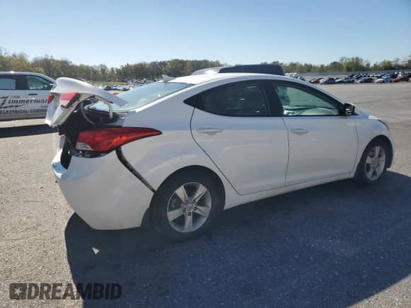 2013 Hyundai Elantra Limited z VIN 5NPDH4AEXDH411247, wystawiony jako Copart lot #85581185 z przebiegiem 163 796 mil mil oraz Szkoda całkowita • Salvage title. Historia ofert i sprzedaży dostępna na DreamBid. Obrazek 3.