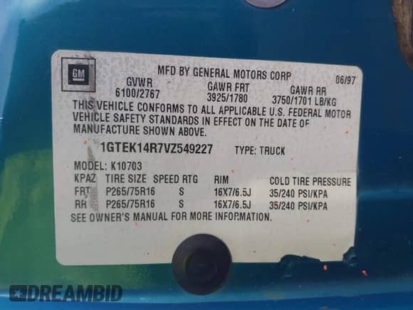 1997 GMC Sierra 1500 z VIN 1GTEK14R7VZ549227, wystawiony jako IAAI lot #43272676 z przebiegiem 229 684 mil mil oraz . Historia ofert i sprzedaży dostępna na DreamBid. Obrazek 9.