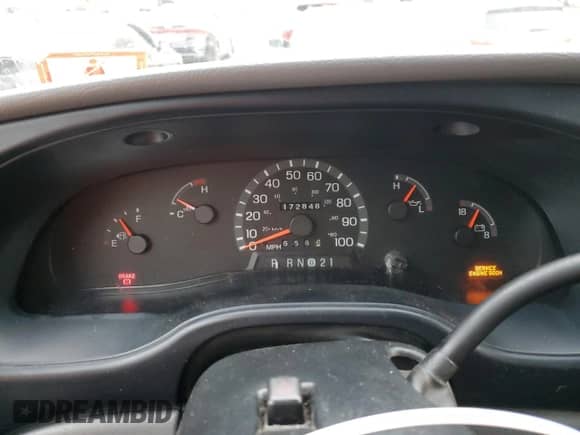 2002 Ford Econoline Cargo with VIN 1FTRE14212HB83522, listed as a Copart auction lot 85510234 with 172,848 mi miles and Clean title. Bid and sale history available at DreamBid. Image 9.