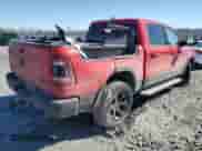 2022 Ram 1500 Rebel z VIN 1C6SRFLM5NN150462, wystawiony jako Copart lot #46735675 z przebiegiem 89 781 mil mil oraz Szkoda całkowita • Salvage title. Historia ofert i sprzedaży dostępna na DreamBid. Obrazek 3.