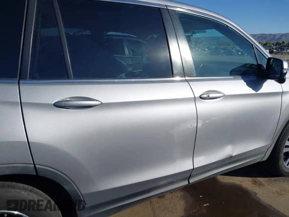 2017 Honda Pilot EX-L z VIN 5FNYF5H80HB009741, wystawiony jako IAAI lot #40901631 z przebiegiem 99 269 mil mil oraz . Historia ofert i sprzedaży dostępna na DreamBid. Obrazek 13.